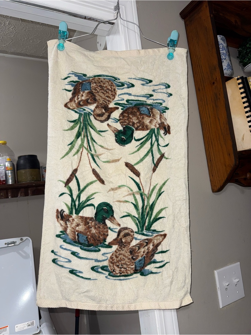 Cream Duck-Print Hand Towel with Green and Brown Accents